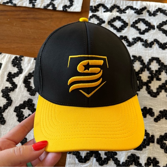 usssa Other - USSSA black yellow softball baseball adjustable hat logo unisex